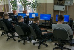 Uczniowie Zespołu Placówek Specjalnych w Kartuzach już korzystają z nowych komputerów