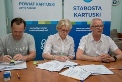 Podpisanie umowy na remont budynku Specjalnego Ośrodka Szkolno-Wychowawczego w Żukowie